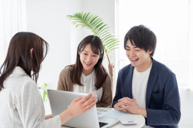 保険の扉　会社案内